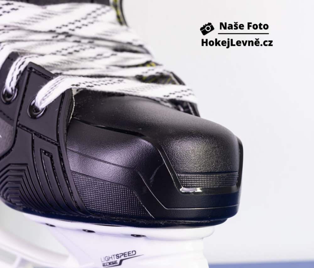 Hokejové Brusle Bauer Supreme M40 INT