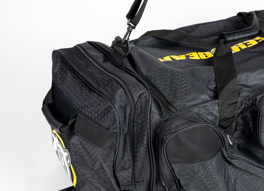 Hokejová taška Hockey Bear Wheel Bag Upgraded Junior - Černá/Žlutá